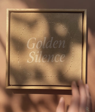 GOLDEN SILENCE - ORIGINAL LEINWAND AUS CANVAS 20 x 20 CM - MIT SCHATTENFUGENRAHMEN