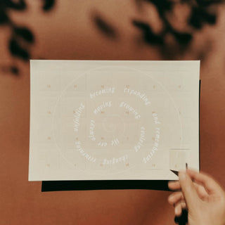 COSMIC INTENTIONS - ADVENTSKALENDER MIT 24 INTENTIONEN ✨ WE ARE ALWAYS MOVING, GROWING, EVOLVING, CHANGING...